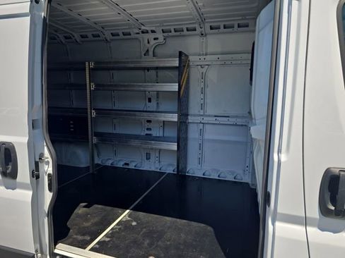 Used 2024 RAM ProMaster 2500 FWD image 7