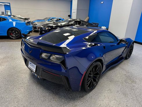 Used 2018 Chevrolet Corvette Z06 RWD image 31