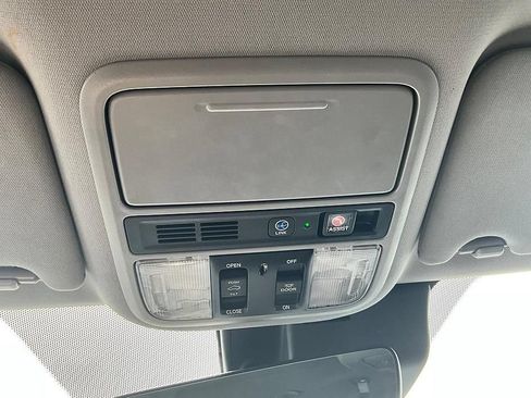 Used 2020 Honda Pilot Touring image 26