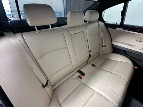 Used 2011 BMW 535i Sedan image 31