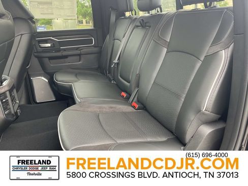 New 2026 RAM 2500 Laramie AWD/4WD image 17