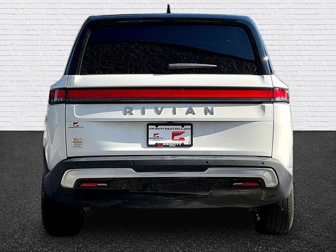 Used 2024 Rivian R1S Adventure Quad AWD/4WD image 5