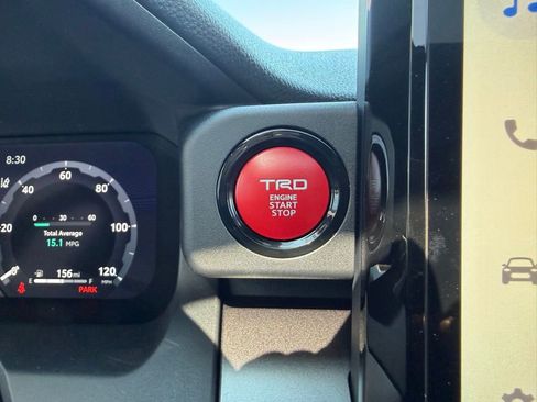 New 2026 Toyota 4Runner TRD Off-Road Premium AWD/4WD image 18