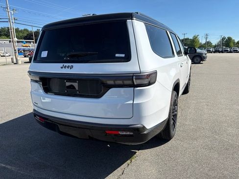 New 2026 Jeep Grand Wagoneer L Summit AWD/4WD image 5