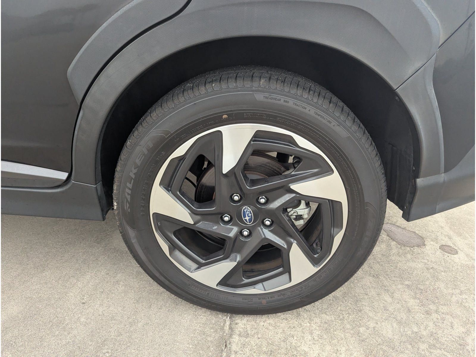 Used 2024 Subaru Crosstrek 2.5i Limited AWD/4WD image 9