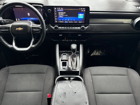 Used 2024 Chevrolet Colorado LT w/ LT Convenience Package image 11