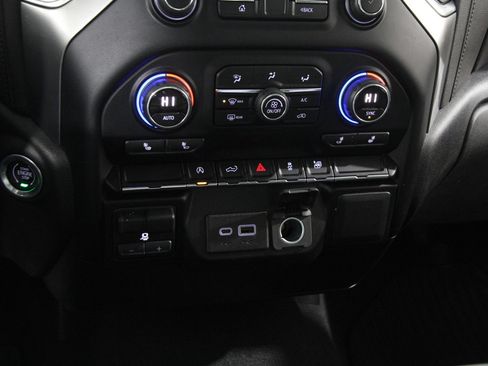 Used 2019 Chevrolet Silverado 1500 LT w/ All-Star Edition image 15