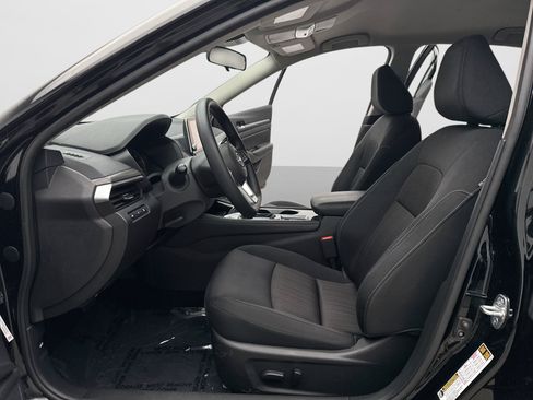 Used 2023 Nissan Altima 2.5 SV AWD/4WD image 13