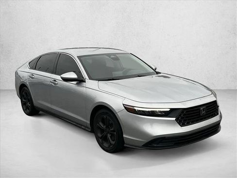 Used 2023 Honda Accord LX image 3