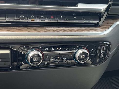 New 2026 GMC Sierra 1500 Elevation AWD/4WD image 23