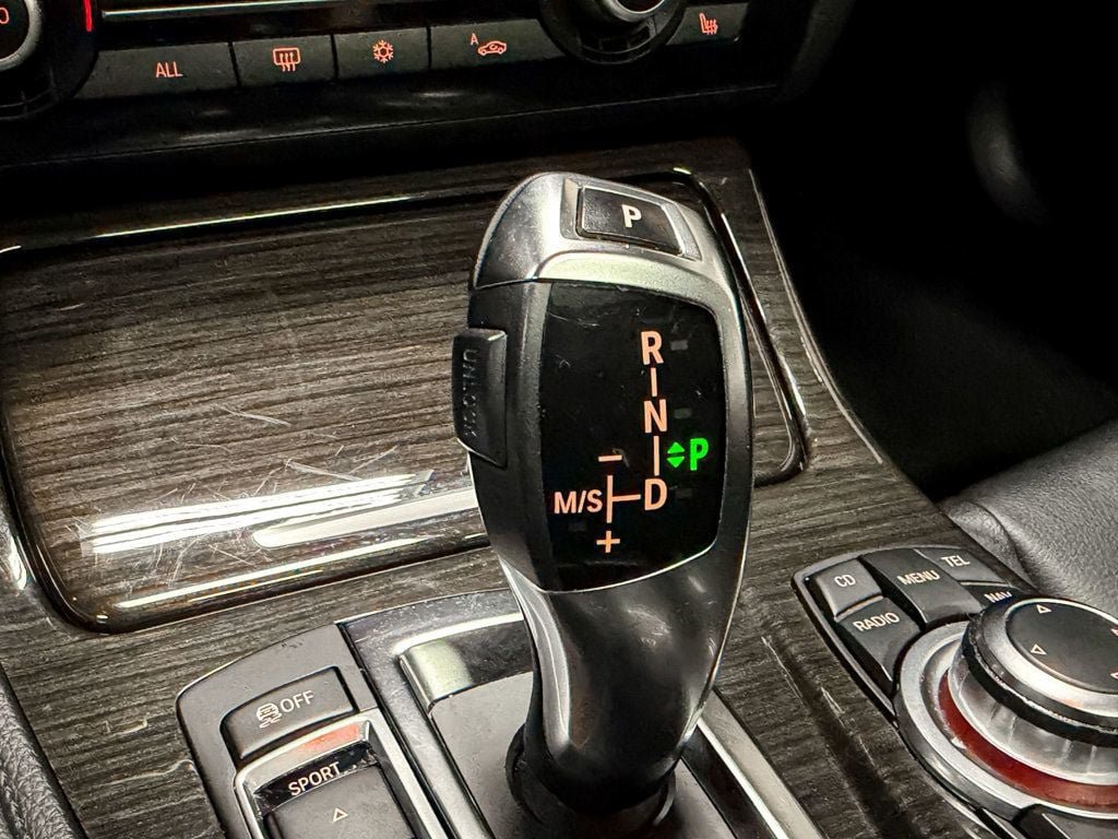 Used 2012 BMW 528i xDrive Sedan AWD/4WD image 11