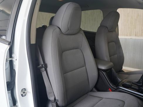 Used 2019 Chevrolet Colorado W/T w/ WT Convenience Package RWD image 31