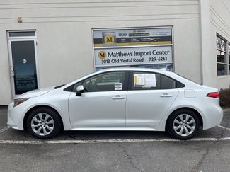 Used 2022 Toyota Corolla LE video 2