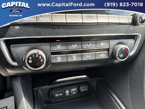 Used 2020 Kia Optima SE FWD image 30