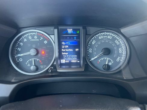 Certified 2023 Toyota Tacoma TRD Off-Road w/ Black Out Package (TMS) AWD/4WD image 20