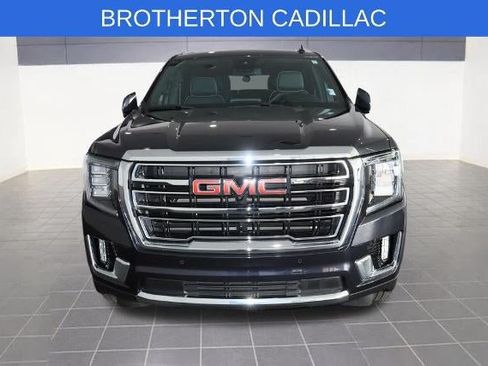 Used 2023 GMC Yukon SLT w/ SLT Premium Package AWD/4WD image 11