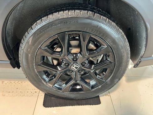 Used 2023 Honda HR-V Sport image 13