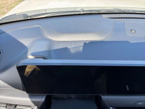 Used 2025 Kia K4 FWD image 36
