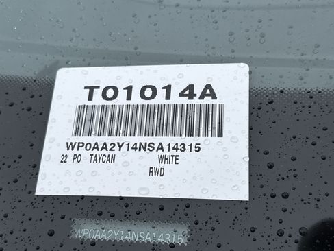 Used 2022 Porsche Taycan RWD image 38