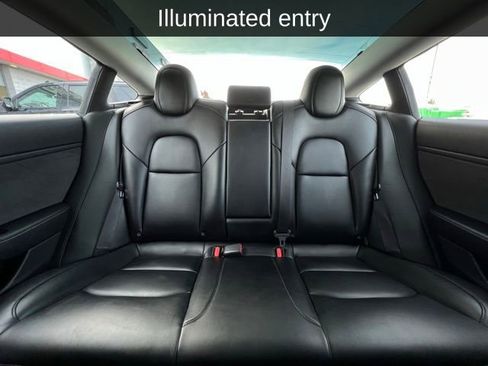 Used 2019 Tesla Model 3 Standard Range Plus image 10