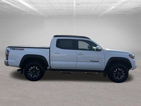Used 2023 Toyota Tacoma TRD Off-Road AWD/4WD image 14