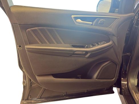 Used 2015 Ford Edge Sport w/ Equipment Group 401A AWD/4WD image 15