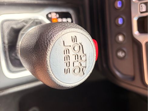 Used 2020 Jeep Wrangler Unlimited Sport S AWD/4WD image 20