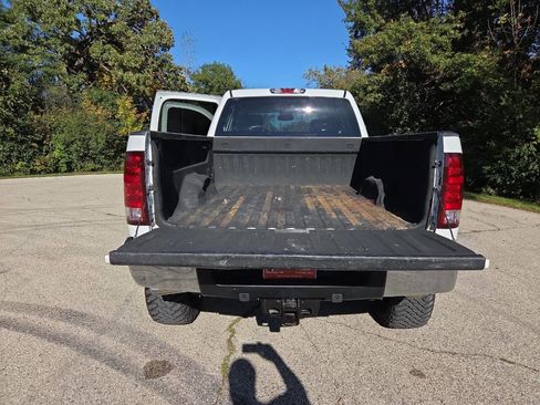 Used 2013 GMC Sierra 2500 SLE w/ SLE Preferred Package image 16