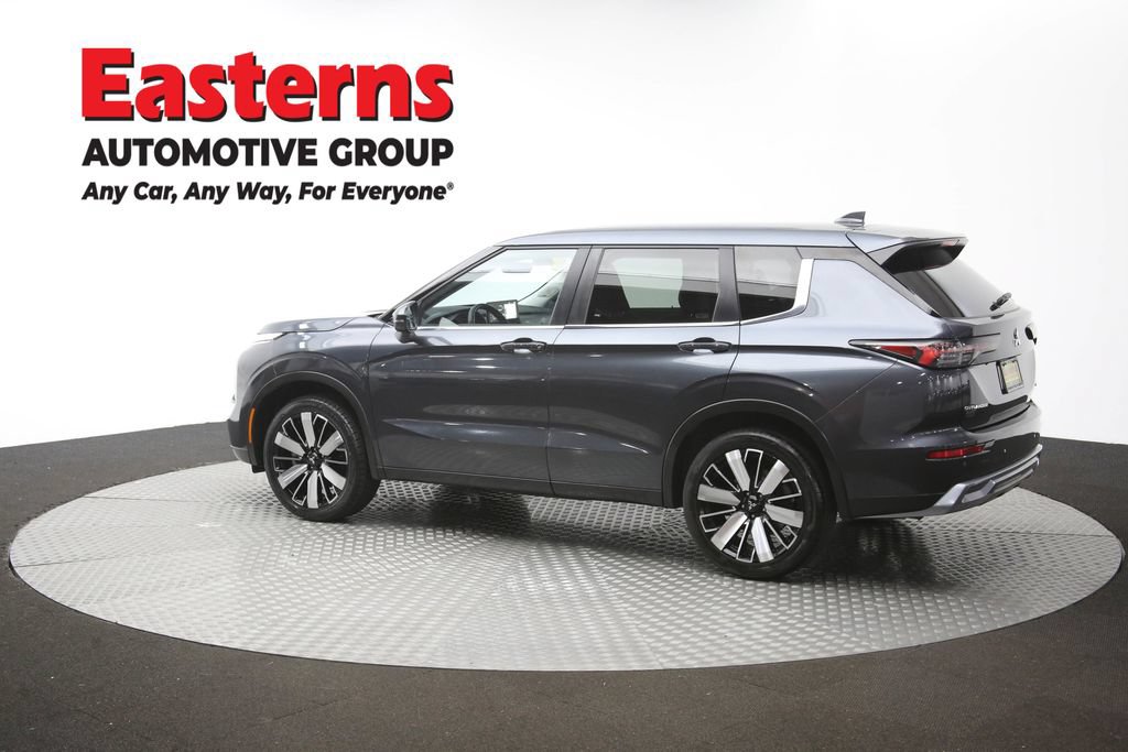 Used 2025 Mitsubishi Outlander SE AWD/4WD image 64