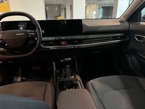 Used 2025 Kia K4 FWD image 34