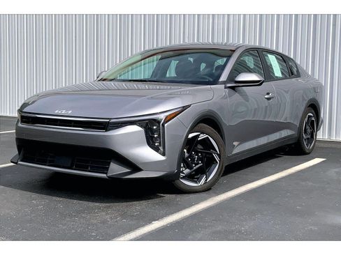 Used 2025 Kia K4 EX FWD image 1