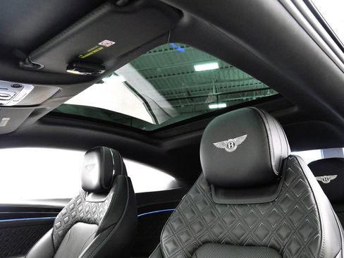 Used 2021 Bentley Continental GT AWD/4WD image 37