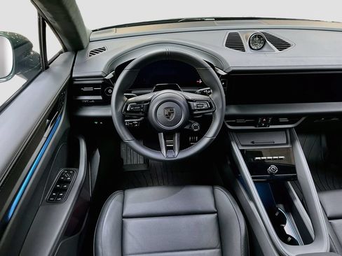 Certified 2026 Porsche Macan Turbo Electric AWD/4WD image 25