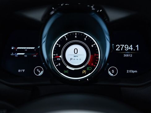 Used 2019 Aston Martin V8 Vantage Coupe RWD image 17
