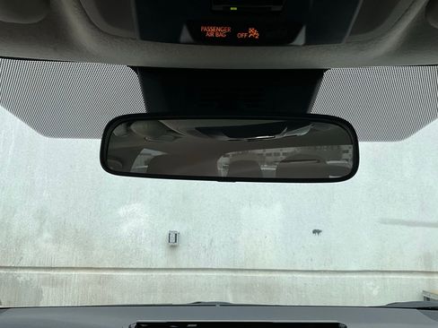 Used 2025 Toyota Corolla LE image 17