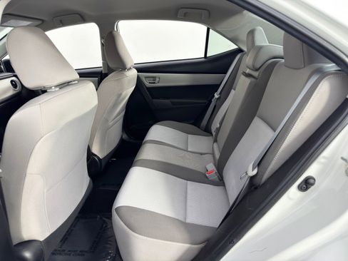 Used 2019 Toyota Corolla LE image 32