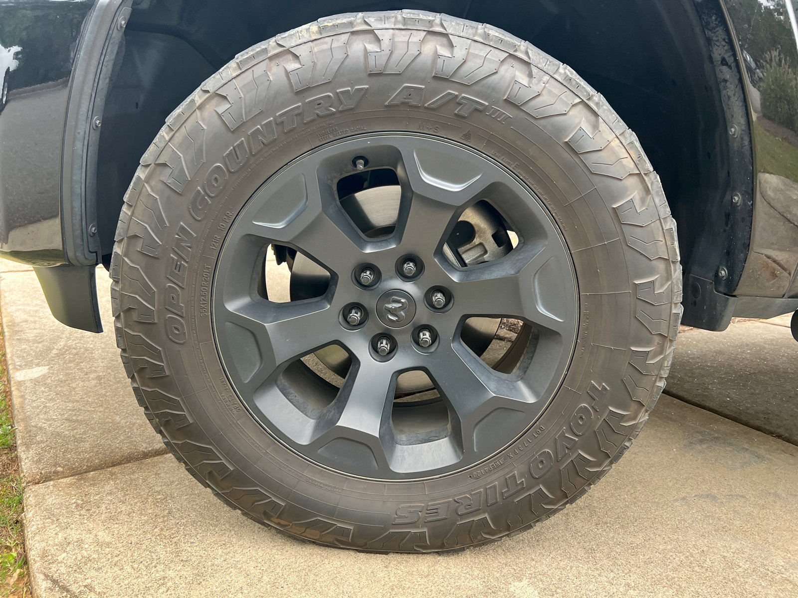Used 2025 RAM 1500 Big Horn AWD/4WD image 14
