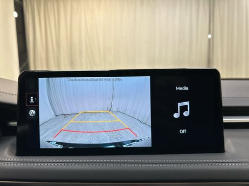 New 2025 Genesis G70 2.5T image 17