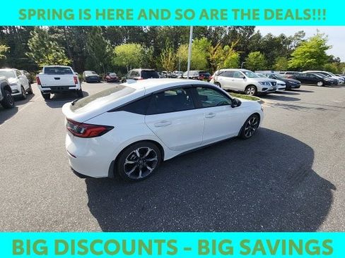 Used 2025 Honda Civic Sport Touring image 14