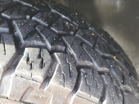 Used 2023 Volkswagen Atlas Cross Sport SE image 32