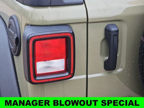 New 2026 Jeep Wrangler Unlimited Sport AWD/4WD image 39