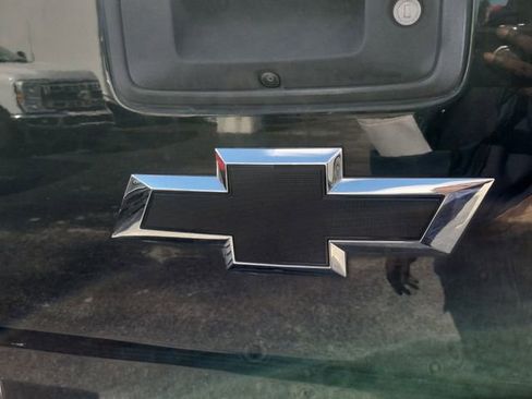 Used 2018 Chevrolet Silverado 1500 Custom w/ Custom Convenience Package image 5