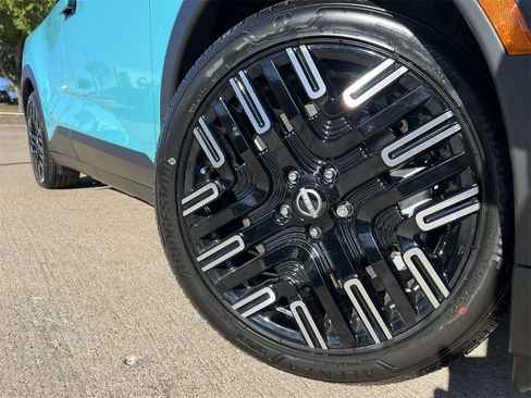 New 2026 Nissan Leaf Platinum+ w/ Cargo Package (Platinum+) image 7