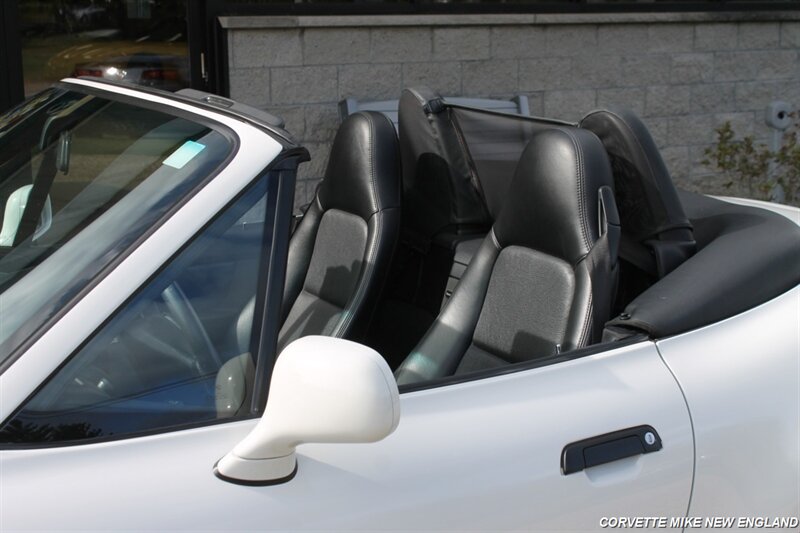 Used 2001 BMW Z3 3.0i RWD image 14