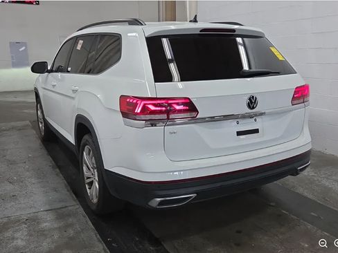 Used 2021 Volkswagen Atlas SE w/ Panoramic Sunroof Package FWD image 6