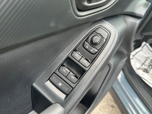 Used 2024 Subaru Crosstrek 2.0i Premium image 11