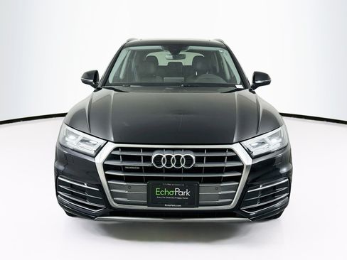 Used 2019 Audi Q5 2.0T Premium Plus w/ Premium Plus Package AWD/4WD image 2
