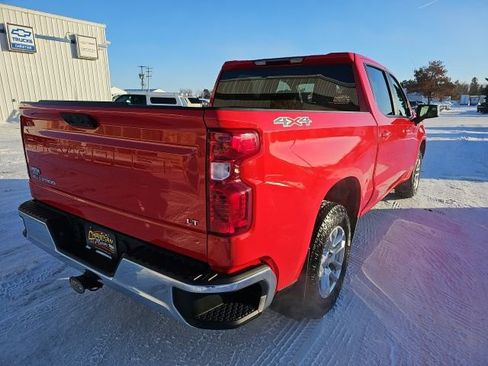 Used 2024 Chevrolet Silverado 1500 LT image 5