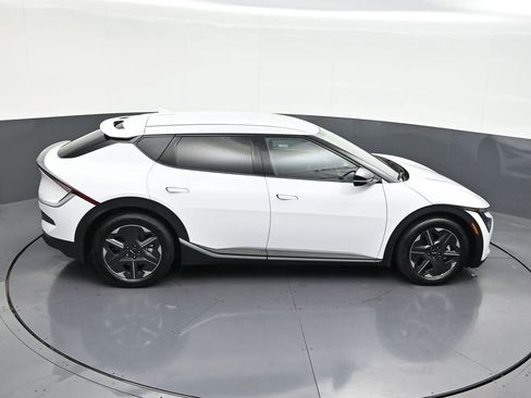 Used 2025 Kia EV6 Light RWD image 25