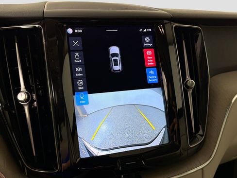 Certified 2023 Volvo XC60 B5 Plus w/ Climate Package image 14